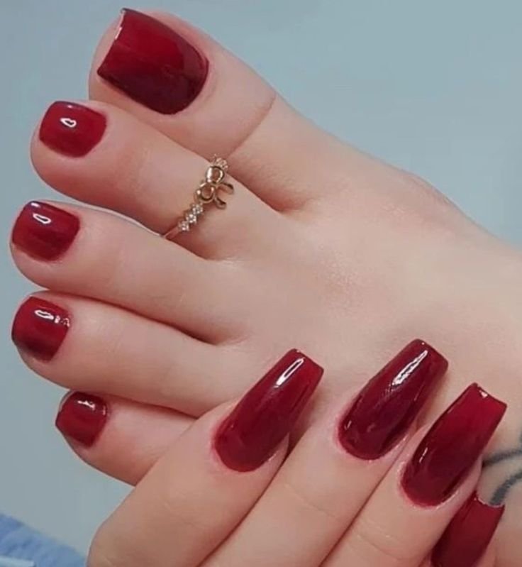 Manicure + Pedicure tradicional